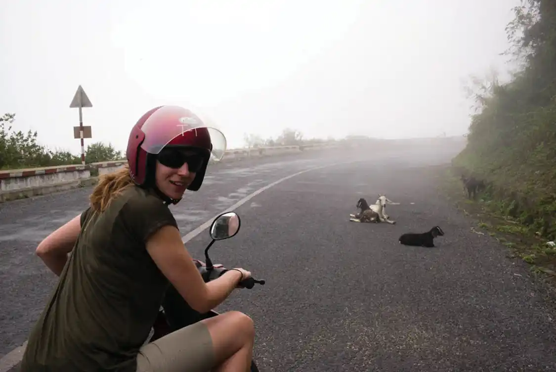 The fog can be so thick o Hai Van Pass
