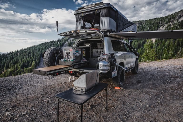 Custom Toyota Land Cruiser 200 Series