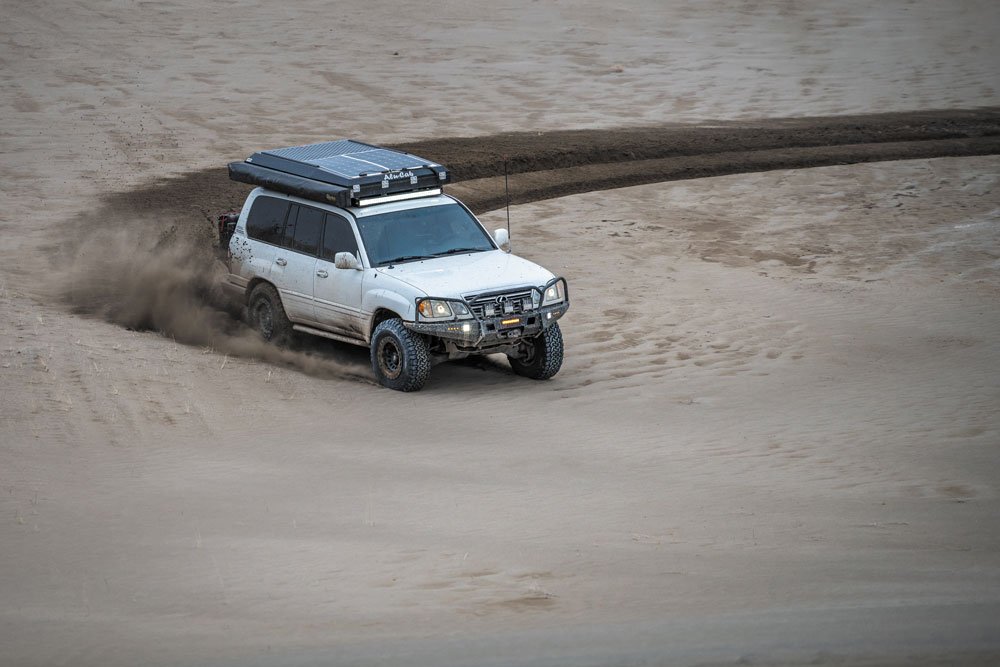 Lexus LX470 desert dirt