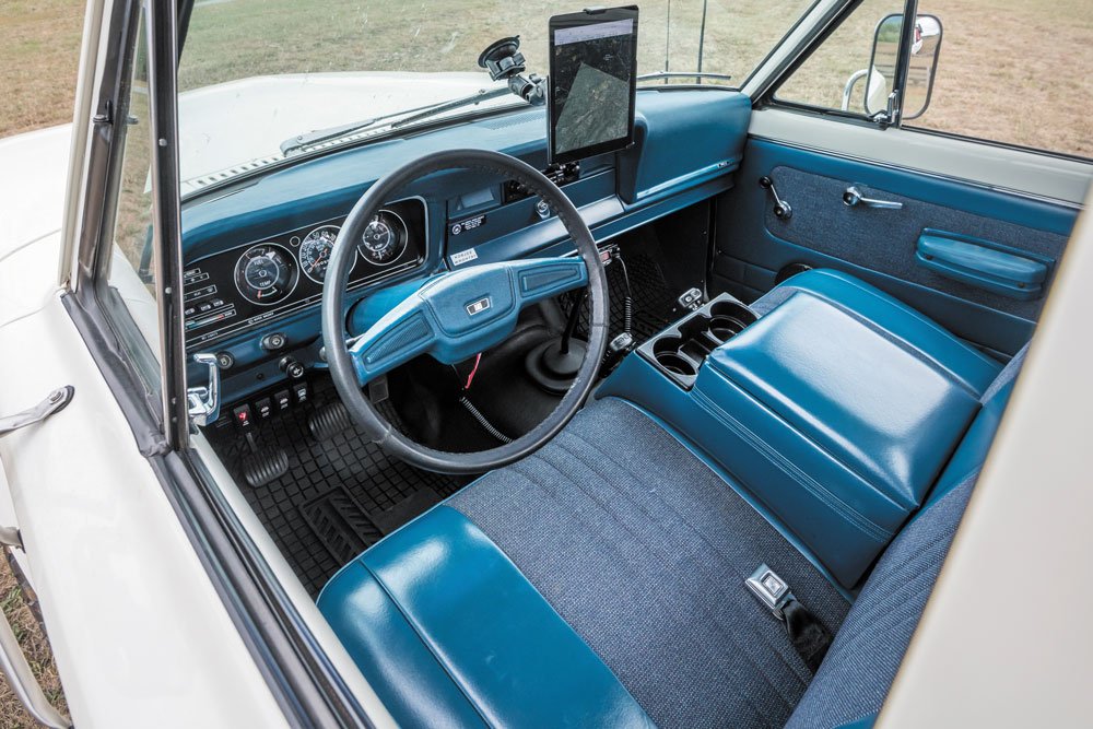 Blue interior and dash of 1978 Jeep J20.