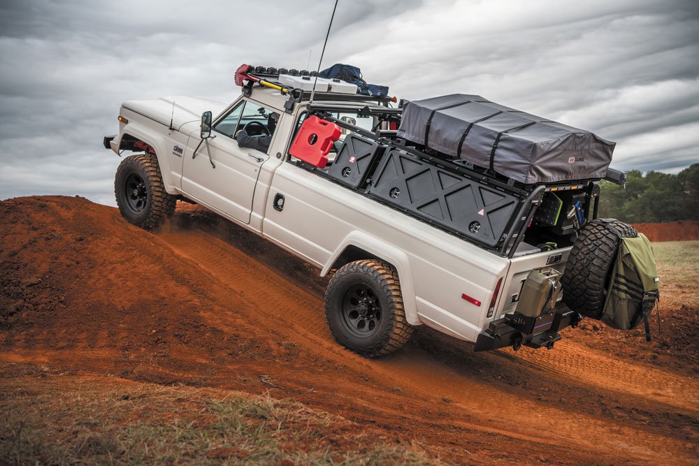 1978 Jeep J20 drives up hill