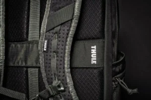 Thule Subterra side pocket
