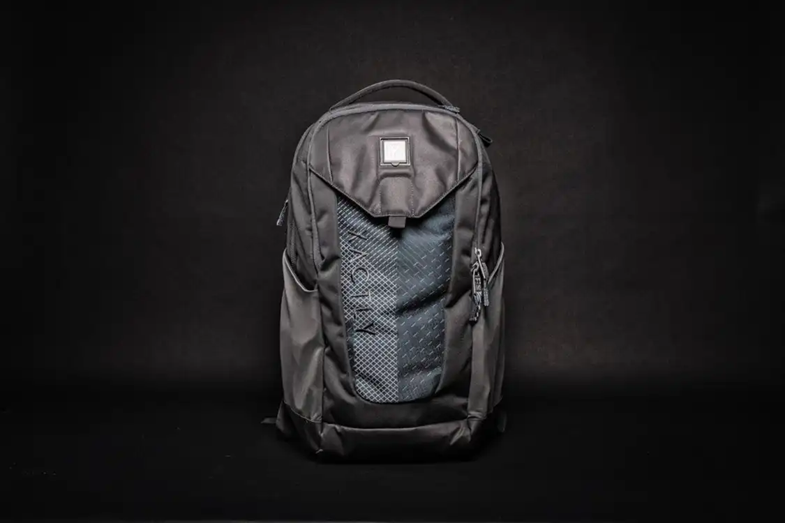 Xactly Oxygen 25 Backpack front 
