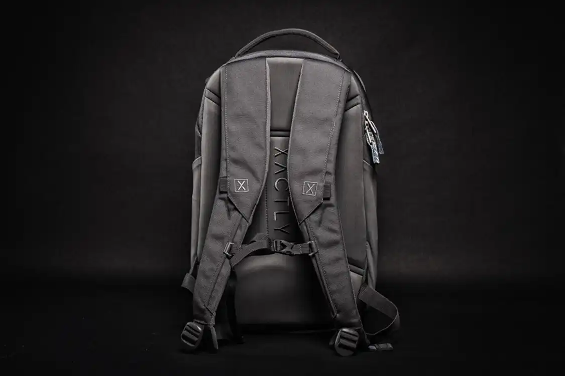 Xactly Oxygen 25 Backpack back