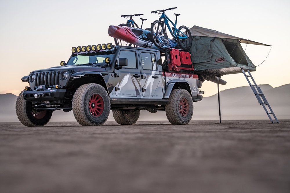 Jeep Gladiator with rooftop tent