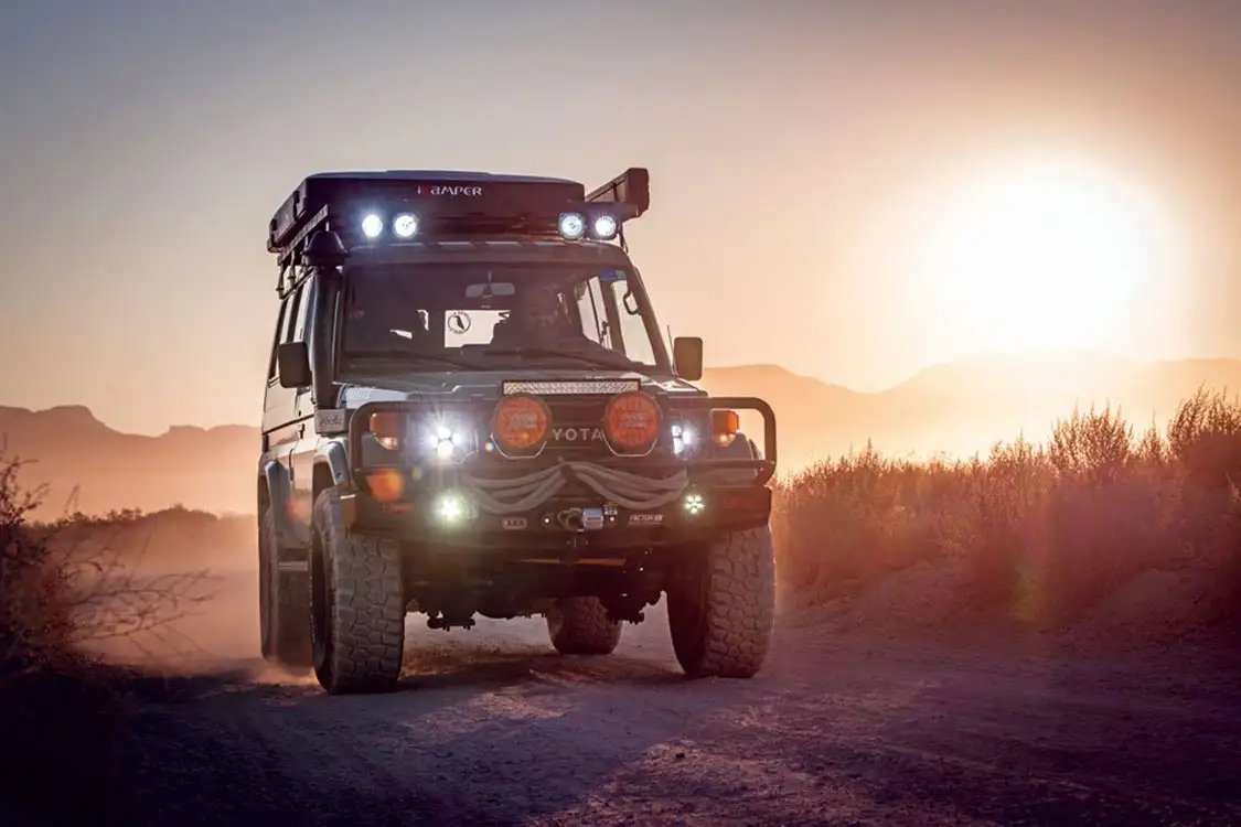 1985 Toyota FZJ75 Land Cruiser Front View