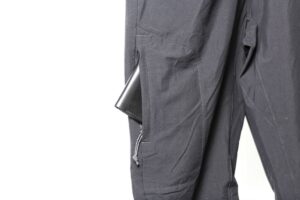 side zippered pocket