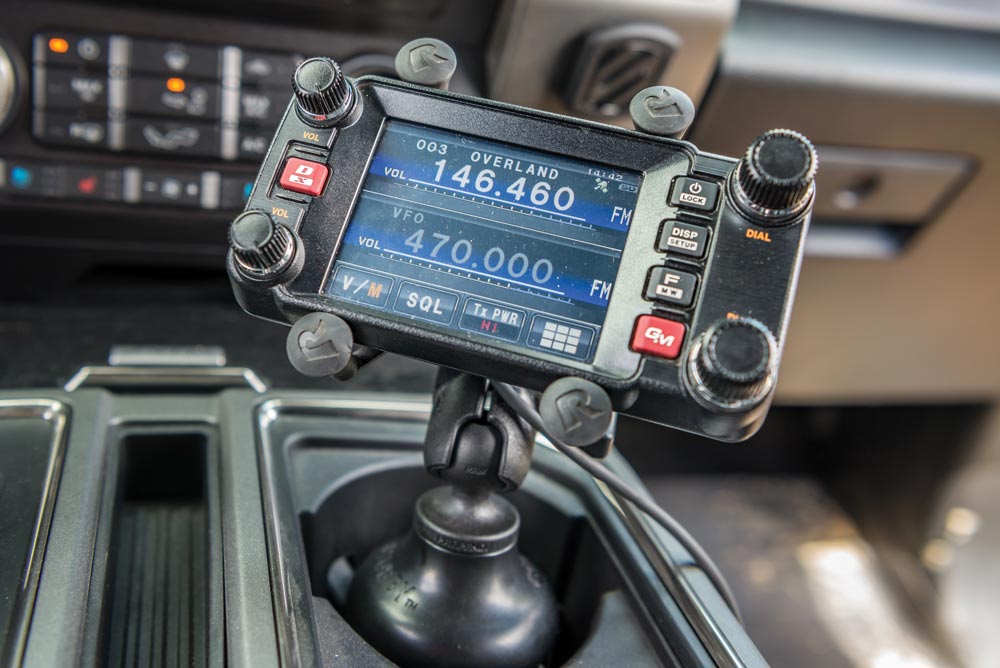 Yaesu FTM-400XDR radio