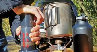 Aeropress Go on Brewing Mode for coffee on the go