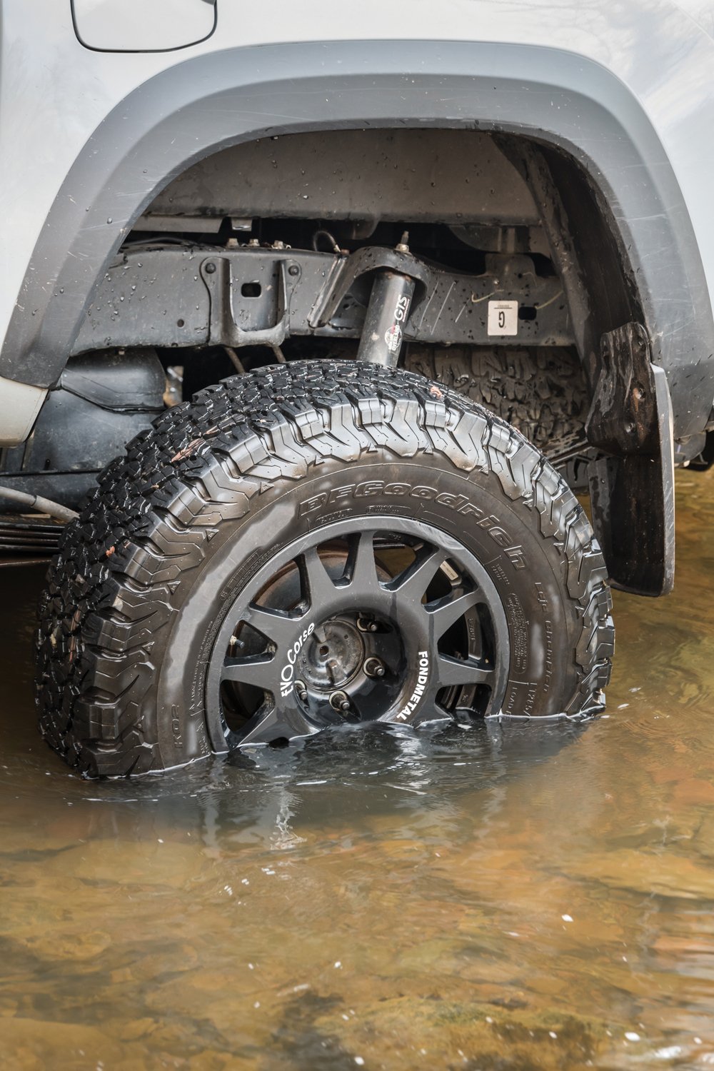 EvoCorse Dakar Zero wheels wrapped in BFG tires