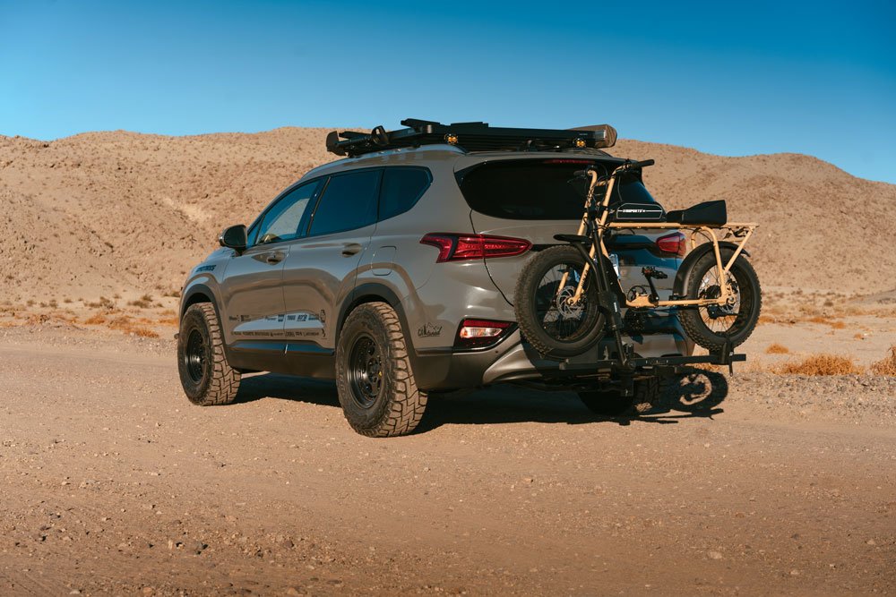 Curt Hitch Receiver holds the Thule T1 bike rack