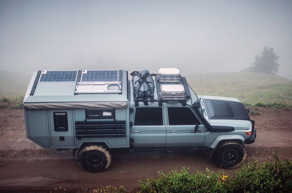 Maltec ’93 Land Cruiser 80/79 series roof, complete with solar panels