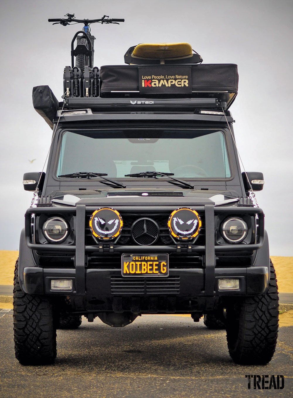 2003 Mercedes-Benz G 500 with large aux lights, ready for adventure