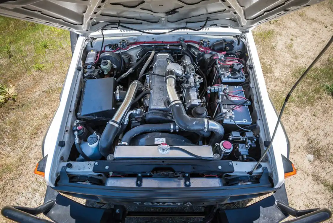 Toyota 4.2L straight-six, 24-valve Diesel engine