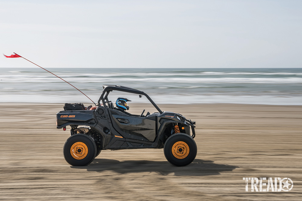 Can-Am Commander XT-P speeds on beach.