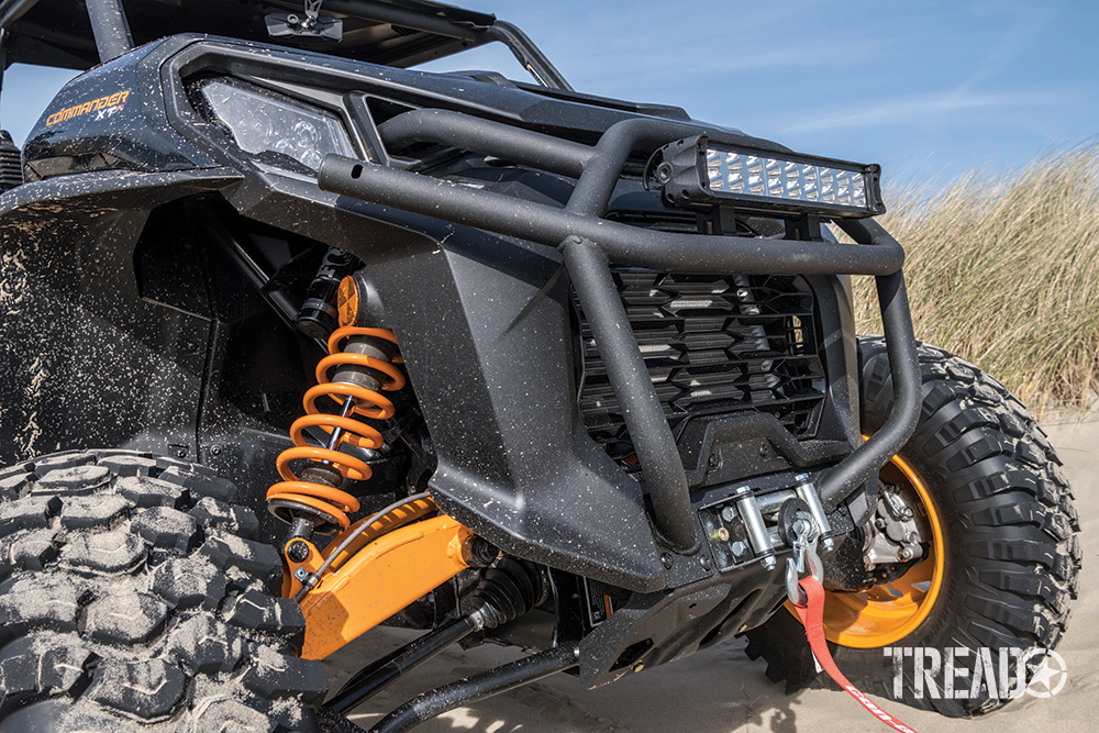 Front end of Can-Am Commander XT-P