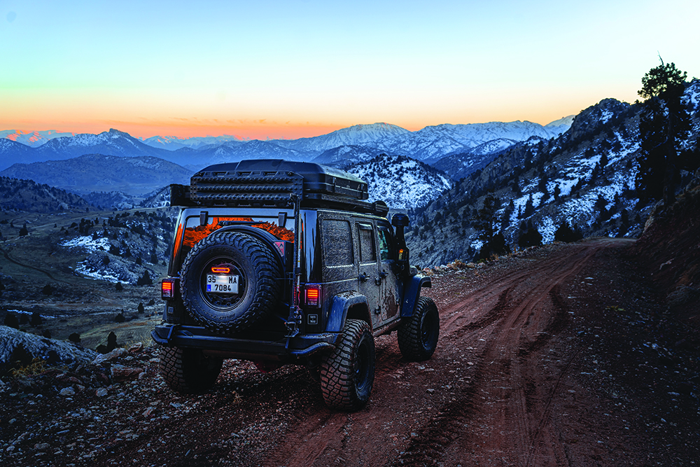 A Jeep drives through a mountain pass in Turkey