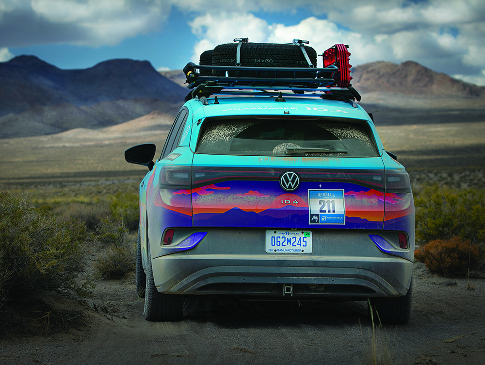 The rear bumper of the ID.4 is painted bright blue and has purple accents.