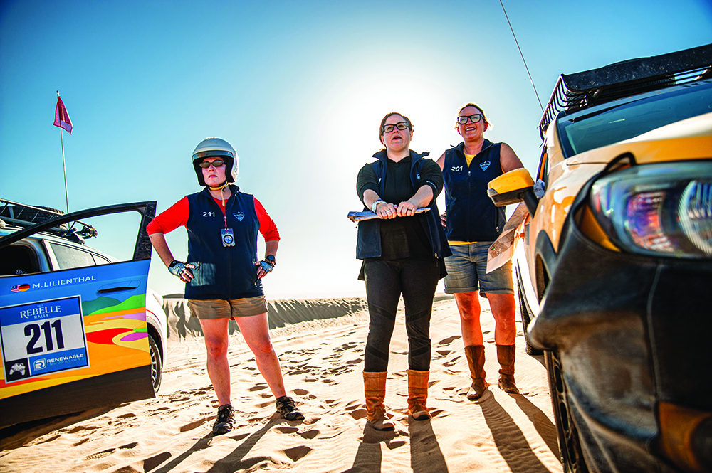 Crossover teams band together to plan the smartest route to the next checkpoint in the Glamis sand dunes.