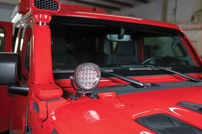 Jeep Gladiator Lights Up The Arizona Desert
