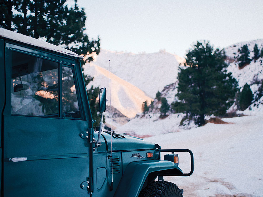 Truck on a Snowy drive- snowbound risk