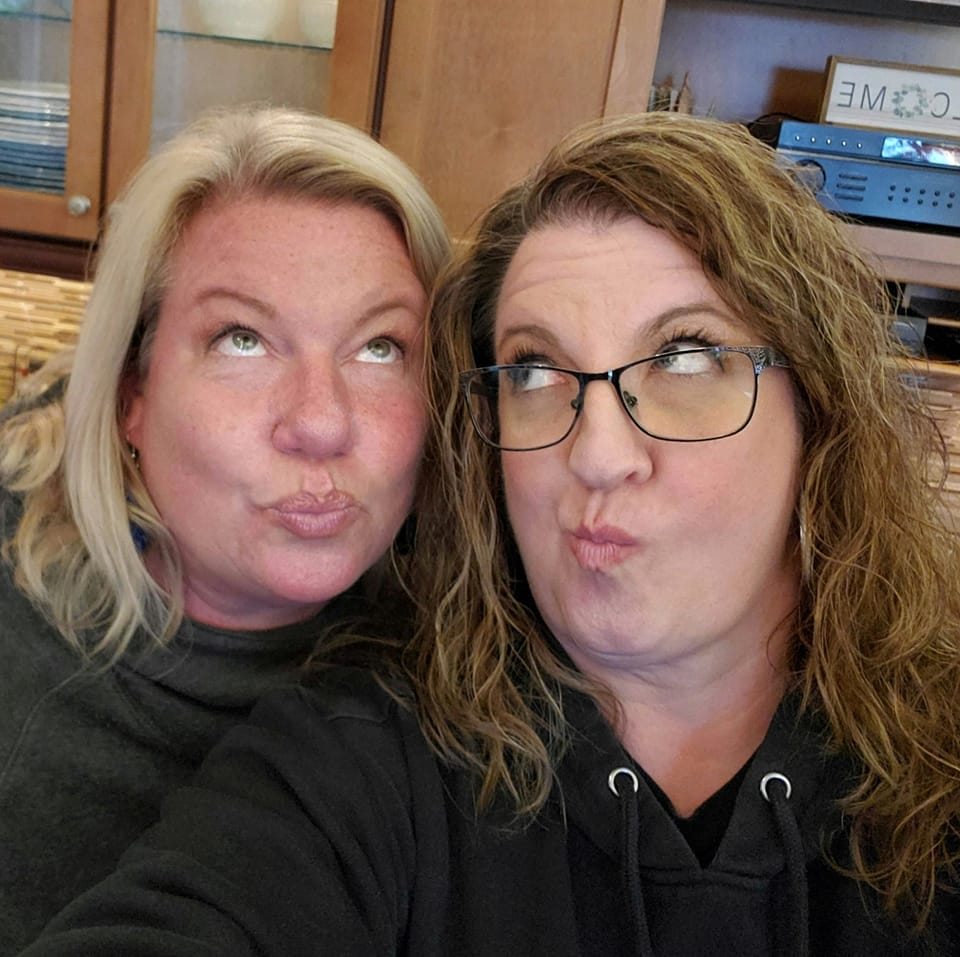 Misti and Arla of Lady Overlander Radio taking a "duck face" selfie.