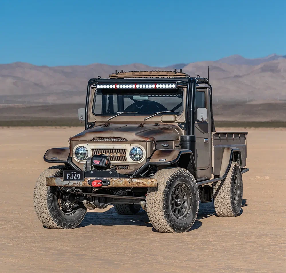 FJ49 could go incognito in the desert