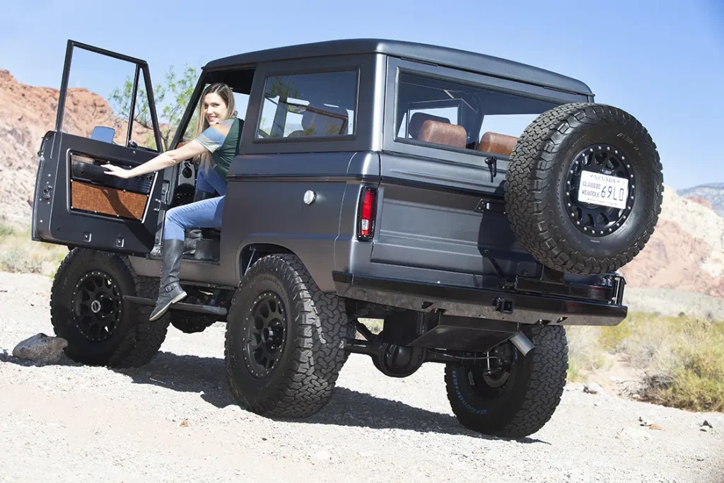 Ford Bronco 1969 Metallic Anthracite Gray Color