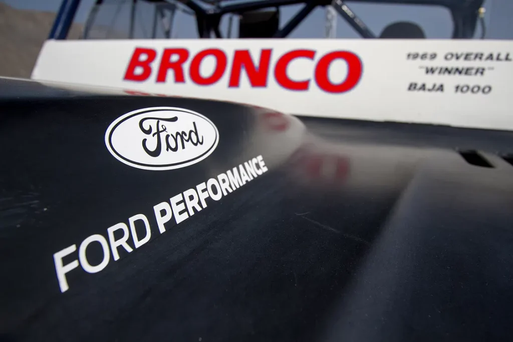 Ford Performance Graphic