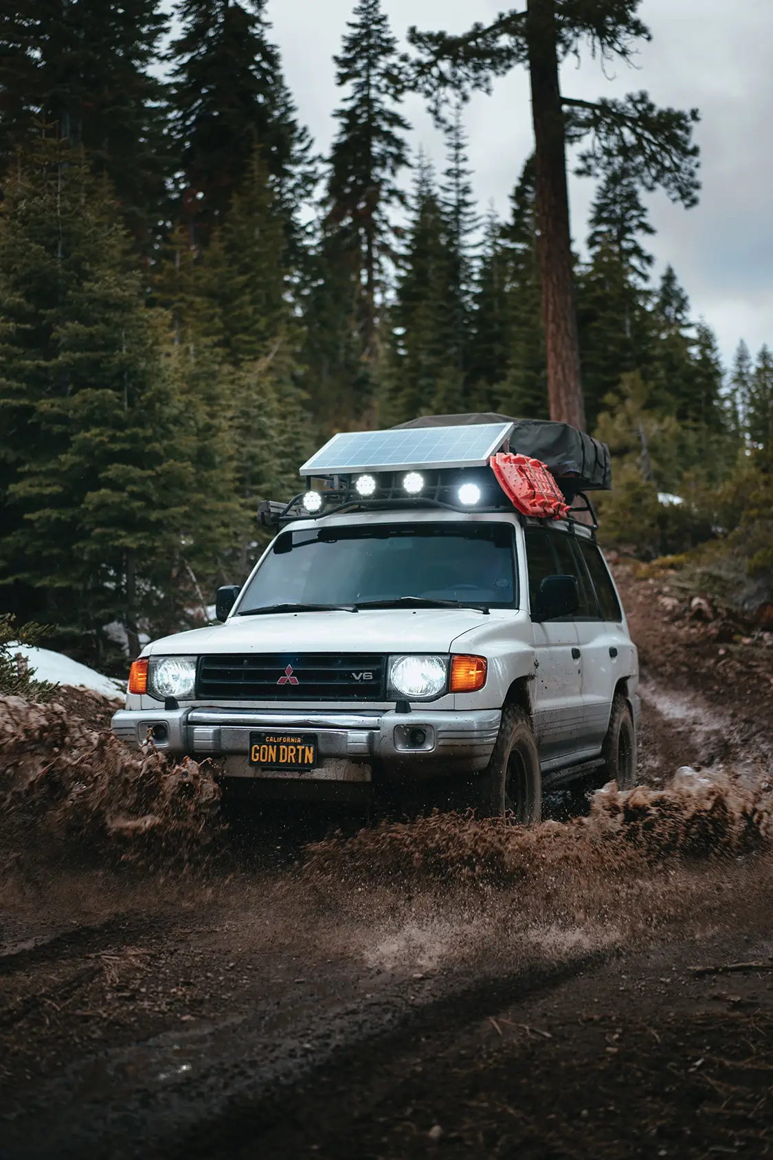 1999 Mitsubishi Montero